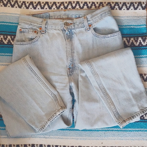 Levi's 550 Relaxed Fit Tapered Leg Size 12 Reg Long - Picture 3 of 6